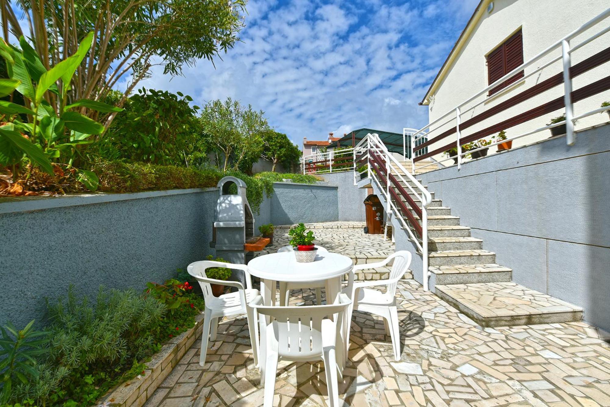 Apartment Zeljko 34 Pula Exterior photo